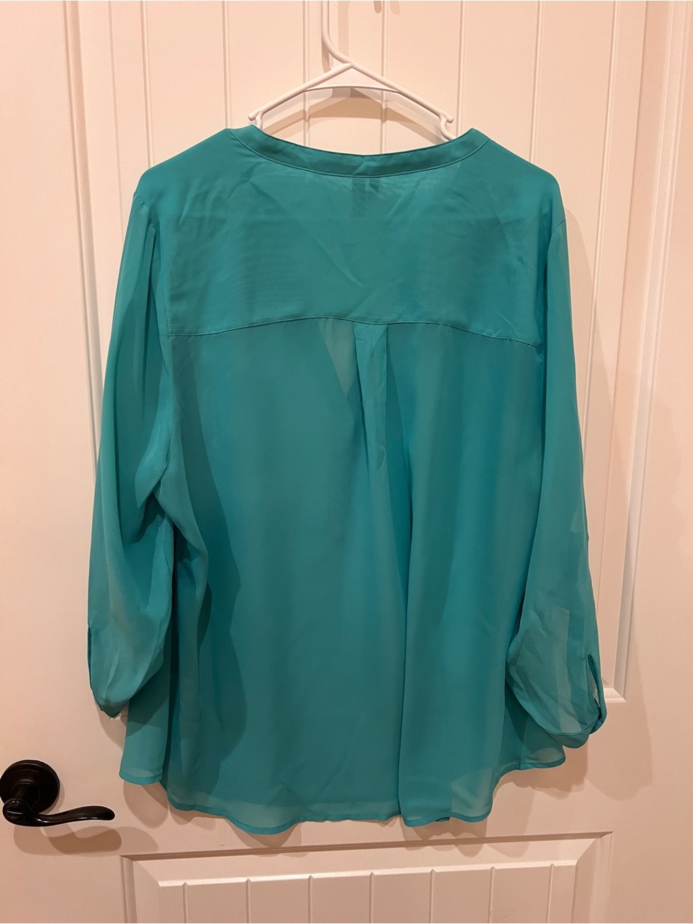 Maurice's 3/4 sleeve green lightweight blouse - Picture 2 of 3